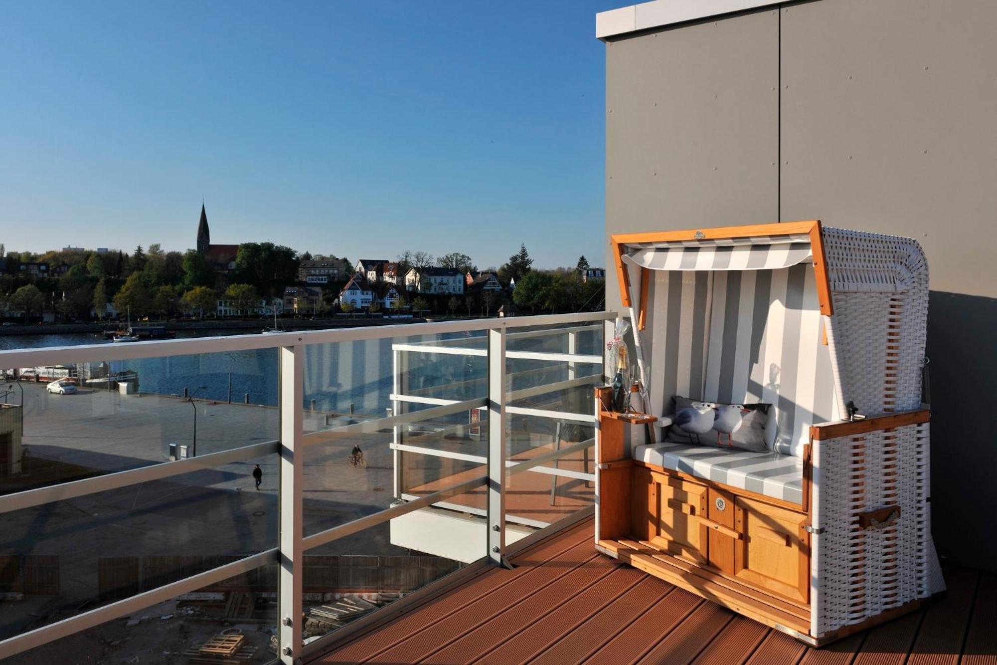 Apartment 37 "Sonnendeck", Blickrichtung Von Der Terrasse Auf Das Offenes Meer, Strand, Innenstadt Eckernförde Esterno foto